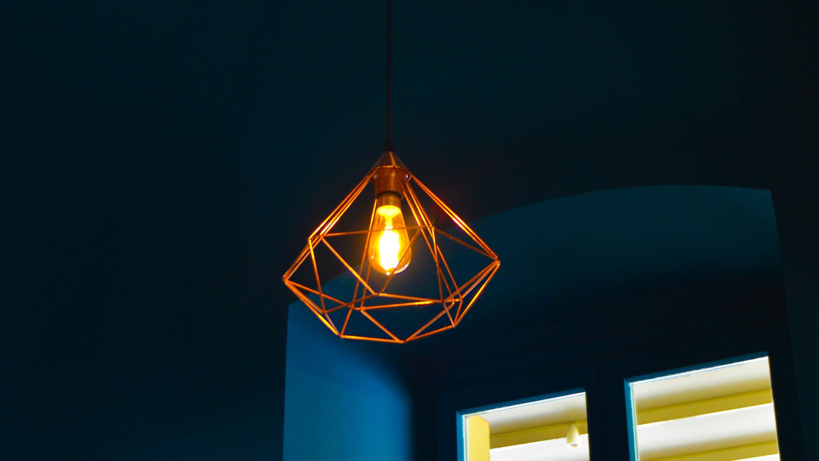 A geometric pendent light